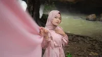 8 Fakta Revina Alvira, Pedangdut Asal Sukabumi yang Kembali Viral Lewat 'Gara Gara Sebotol' - Ingin Ikuti Jejak Lesti Kejora