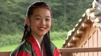 8 Film & Drama yang Dibintangi Sulli, FASHION KING - HOTEL DEL LUNA