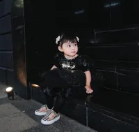 8 FOTO Ameena Atta Datang ke Pesta Ultah Gala Sky, Jadi Batgirl Super Cute - Naik Mobil Mewah