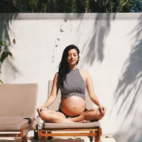 8 Foto Baby Shower Sylvia Fully, Pamer Perut yang Sudah Besar dan Dicoret-Coret