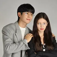8 Foto Gemas Jung Hae In dan Jung So Min Pemain Love Next Door