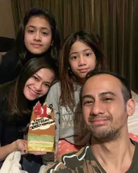 8 Foto Si Cantik Talullah Malaika, Putri Bungsu Ersa Mayori yang Jarang Tersorot