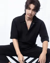 8 Foto Terbaru Jerry Yan yang Kini Berkumis dan Jenggotan, Baru Saja Rayakan Ulang Tahun Ke-47