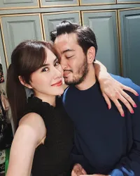 8 Foto Terbaru Syahnaz dan Jeje yang Makin Mesra Usai Perselingkuhannya Terungkap ke Publik