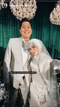 8 Gaya Seleb Hadiri Pernikahan Sivia Azizah, Cantiknya Yura Yunita - Febby Rastanty Nggak Kalah dari Sang Pengantin