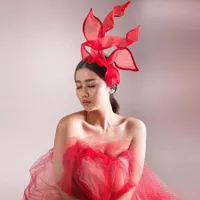8 Gaya Selfi Nafilah dalam Balutan Gaun-Gaun Mewah, Cantik Banget