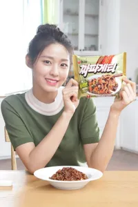 8 Idol K-Pop yang Jadi Ratu Iklan di Korea Saat Ini, Produknya Dijamin Laris Manis