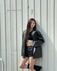 8 Inspirasi Mix and Match ala Gaeul IVE untuk Tampil Trendi