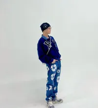 8 Inspirasi Outfit bak Model Ala Lee Taeyong Leader NCT yang Bisa Kamu Tiru!
