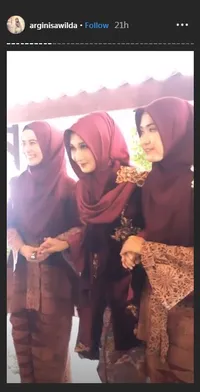 8 Momen Dian Pelangi Dilamar Pengusaha Tampan, Hikmat dan Mengharukan