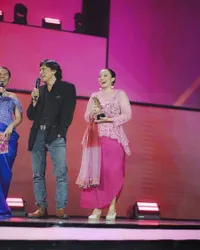 8 Momen Keluarga Marissa Haque Peroleh Penghargaan Favorite Family Celebrity Sehari Sebelum Kepergian, Kebahagiaan Sebelum Duka