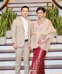 8 Momen Kompak Krisdayanti dan Yuni Shara Dampingi Adik Bungsu Melahirkan, Sambut Keponakan Berparas Cantik dan Gemesin!