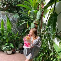 8 Momen Perayaan Ultah Shaloom Razade Putri Wulan Guritno ke-23, Pesona Cantiknya Bikin Salah Fokus