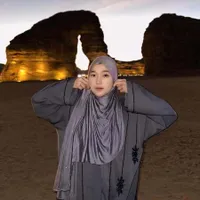 8 Momen Ririe Fairus Umrah Lanjut Liburan ke Al Ula, Makin Cantik Sebut Skrip Tuhan Selalu Indah