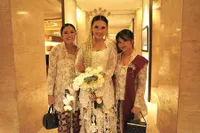 8 Potret Adira Kania Anak Ikke Nurjanah Jadi Bridesmaid, Tampil Cantik dengan Kebaya
