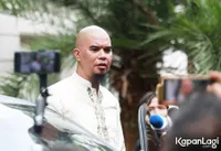 8 Potret Ahmad Dhani Tegaskan Acara Ngunduh Mantu Al Ghazali Tanpa Sponsor, Rela Rogoh Kocek Seharga Mobil Rolls Royce