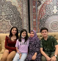 8 Potret Akrab Millen Cyrus dan Keluarga yang Jarang Tersorot, Kini Makin Dekat Dengan Ibunda Usai Terjerat Kasus Narkoba