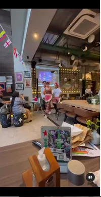 8 Potret Aksi Lucinta Luna yang Judes Jadi Pegawai Karen's Dinner, Tenaga Samsons Keluar dan Shock Lempar Makanan Sampai Kebablasan Jatuh Semua