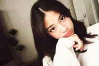 8 Potret Alaia Anak Kenang Mirdad dan Tyna Dwijayanti yang Suka Selfie - Cantik Seperti Sang Ibu