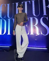 8 Potret Aming di Acara Launching Makeup Terbaru Ivan Gunawan, Pakai Fishnet Bodysuit - Sukses Jadi Sorotan