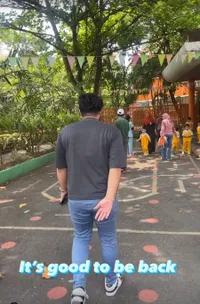 8 Potret Ammar Zoni Bebas dari Penjara, Langsung Jemput Air Rumi di Sekolah - Irish Bella Tak Tampak