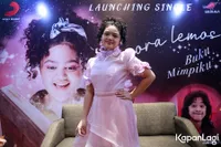 8 Potret Amora Putri Krisdayanti yang Kini Semakin Langsing, Siap Menyusul Kesuksesan Ibunya - Cantik Pertahankan Rambut Ikal nan Hitam