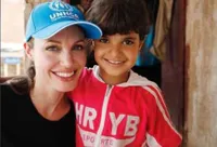 8 Potret Angelina Jolie, Digaungkan sebagai Ikon Hollywood 'Ages Like Fine Wine' yang Tak Pernah Terlihat Menua