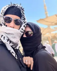 8 Potret Angga Wijaya & Kekasih yang Kian Mesra, Unggah Pas Foto Bareng Hingga Foto Prewedding - Netizen: Kalau Nikah Dewi Perssik Diundang?