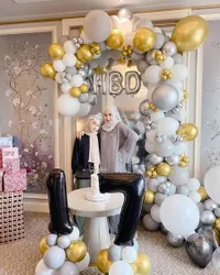 8 Potret Anggun dan Stylish Dian Pelangi Saat Rayakan Ulang Tahun Adik Bontotnya - Netizen Salfok Dengan Dress yang Dikenakan