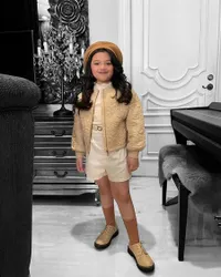 8 Potret Arsy Hermansyah yang Kini Pakai Kawat Gigi, Sempat Nangis Kejer di Dokter Gigi - Netizen Soroti Usianya yang Disebut Terlalu Kecil