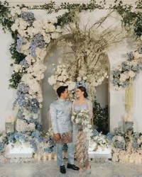 8 Potret Aurel Hermansyah Hadiri Lamaran Aaliyah Massaid dan Thoriq Halilintar, Makin Kurus dan Tampil Cantik Bak Ibu-Ibu Pejabat