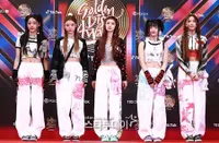 8 Potret Bintang Korea Best Dressed di Red Carpet Golden Disc Awards ke-37, NewJeans Tampil Beda Usung Konsep Y2K
