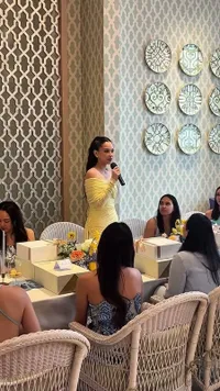 8 Potret Bridal Brunch Alyssa Daguise Tampil bak Princess Belle, Terungkap Gift Bridesmaid Bikin Geleng-Geleng