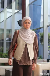 8 Potret BTS Serial 'JALINAN TERLARANG', Rumah Tangga Marshanda Diganggu Pelakor - Niat Baik Malah Jadi Petaka