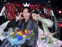 8 Potret Cantik Go Yoon Jung di Lokasi Syuting 'ALCHEMY OF SOULS', Sukses Jadi Girl Crush Banyak Orang