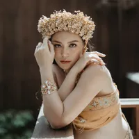 8 Potret Cantik Jessica Iskandar di Maternity Shoot Terbaru, Pancarkan Pesona Bak Putri Kerajaan