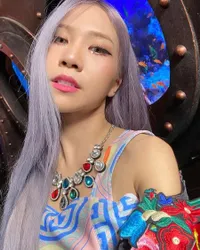 8 Potret Cantik Natya Shina, Influencer Asal Indonesia yang Ramai Dibahas Karena Sindir Jennie BLACKPINK