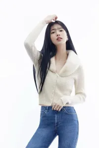 8 Potret Cantik Suzy Dalam Pemotretan Terbaru, Pamer Body Goals Dengan Kaki Jenjang - Visual Bak CGI Serasa Berasal dari Kwangya