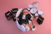 8 Potret Cherly Juno Bareng Keponakannya yang Baru Lahir, Dikira Punya Anak Lagi Padahal Baru Saja Operasi Tummy Tuck