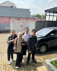 8 Potret Cindy Fatika Sari dan Tengku Firmansyah Akhirnya Sampai di Kanada, Sempat Transit di Taipei - Ramai Didoakan Rekan Sesama Artis