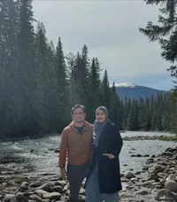 8 Potret Cindy Fatikasari & Tengku Firmansyah Jalan-Jalan di Kanada, Happy Bareng Teman Sesama Orang Indonesia