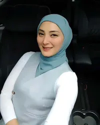 8 Potret Della Puspita Pilih Vakum dari Dunia Hiburan dan Jadi Pengusaha Demi Hal Ini