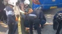 8 Potret Detik-Detik Saipul Jamil Diamankan Polisi di Pinggir Jalan Diduga Karena Narkoba, Kasus Masih Dalam Pemeriksaan