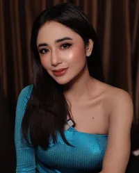 8 Potret Dewi Perssik yang Semakin Awet Muda Jelang Usia 40 tahun, Tak Punya Harapan Khusus Saat Rayakan Ulang Tahun