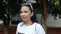 8 Potret Dinda Kanya Dewi Jalani Hidup Single di Usia 37 Tahun, Tidak Ngoyo - Ungkap Kriteria Pasangan