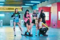 8 Potret Dita Karang Secret Number di BTS MV 'Who Dis?' Diunggah Oleh Melon, Cantik Pancarkan Aura Girl Crush!