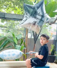 8 Potret El Barack yang Makin Ganteng dan Tumbuh Besar, Sudah Jadi Kakak yang Sayang Sang Adik - Kini Naik Kelas 4