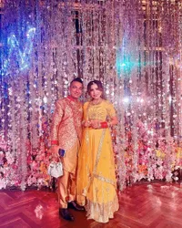 8 Potret Eva Belisima Mantan Istri Kiwil Saat Rayakan Diwali, Tampil Cantik dengan Lehenga India