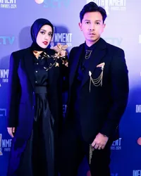 8 Potret Fairuz A. Rafiq dan Sonny Septian Pilih Rayakan Tahun Baru di Jakarta, Fokus di Pemulihan Kesehatan