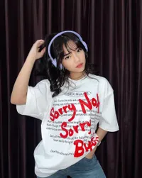 8 Potret Fuji Pamer Kemesraan Bareng Sosok Pria Diduga Pacar Baru, Bikin Netizen Sibuk Bertanya-Tanya